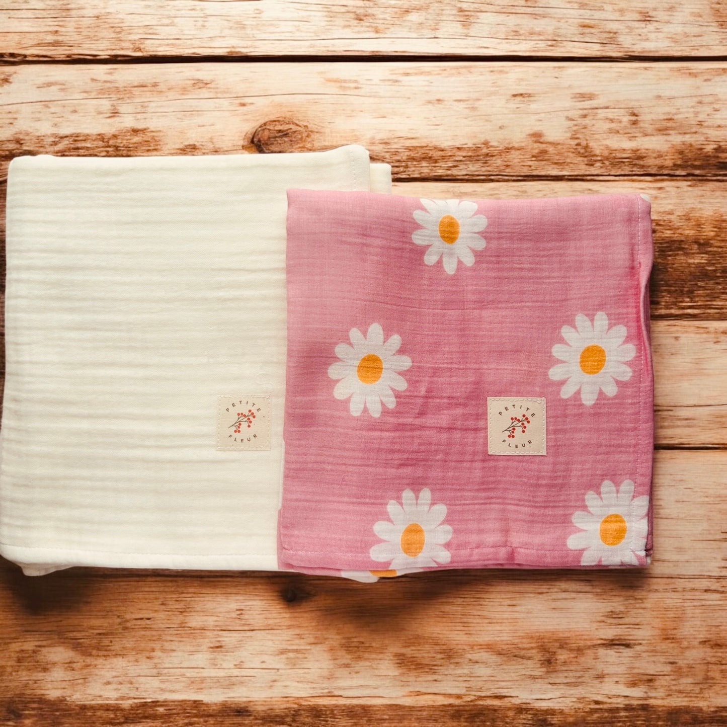 Daisy Swaddle Blanket Set