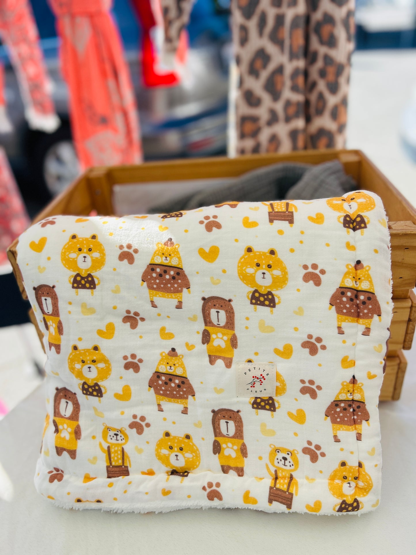 Poffy Blanket - Honey Bears